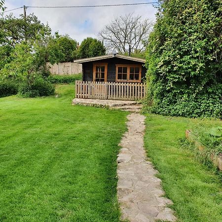 The Cabin - A Very Quiet Location Pewsey Exteriér fotografie